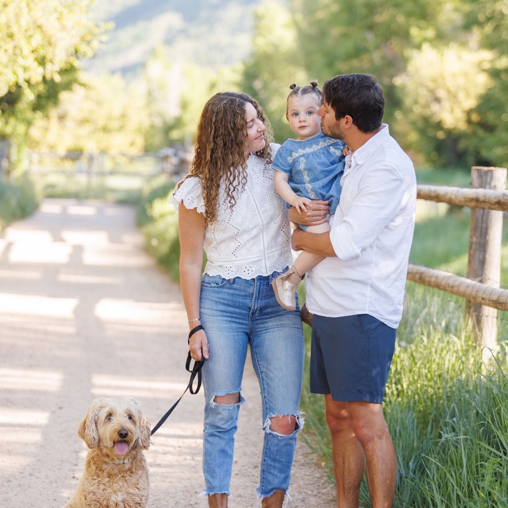 A family photographed outdoors by Boehlke Media